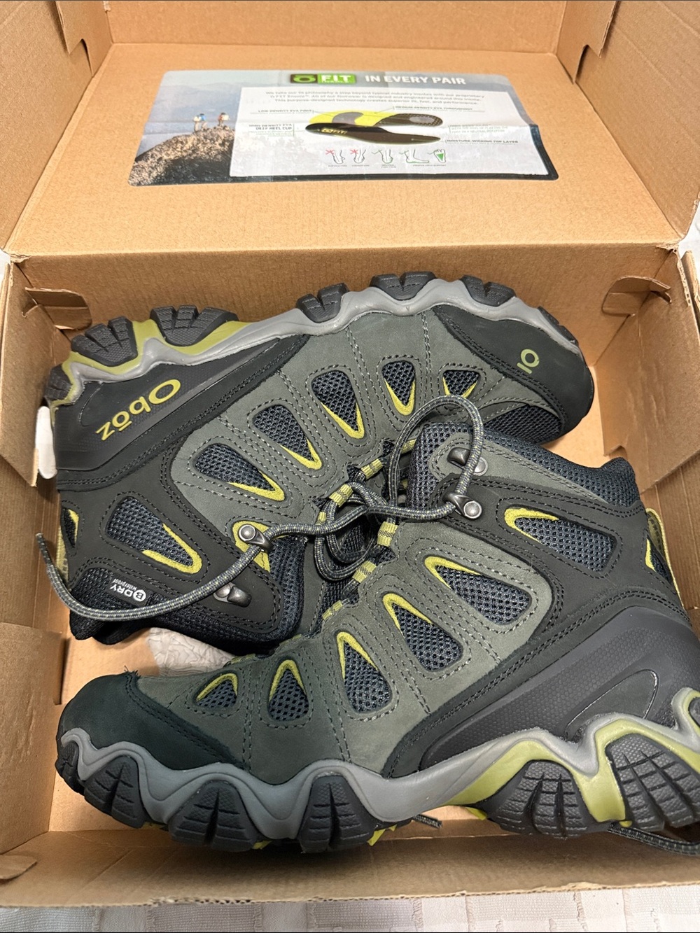 Oboz Men’s Green Hiking Boots - Durable Outdoor Trail Footwear
